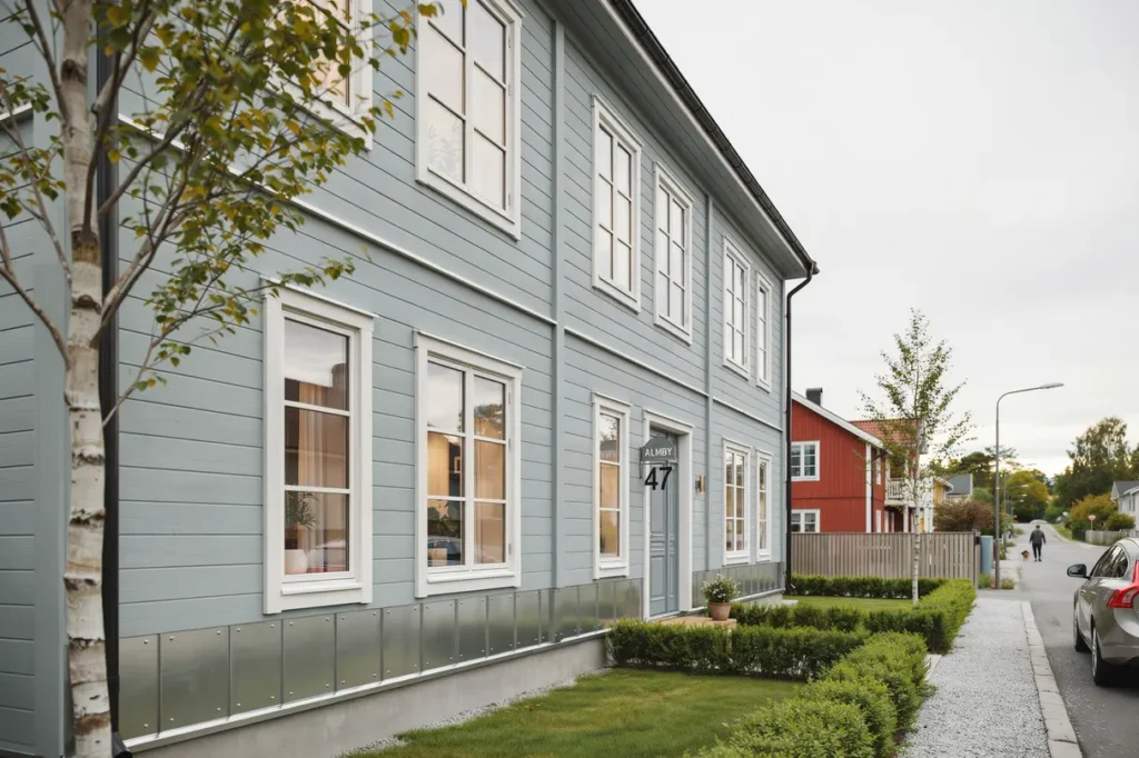 byte av f nsterbleck p villa i almby rebro